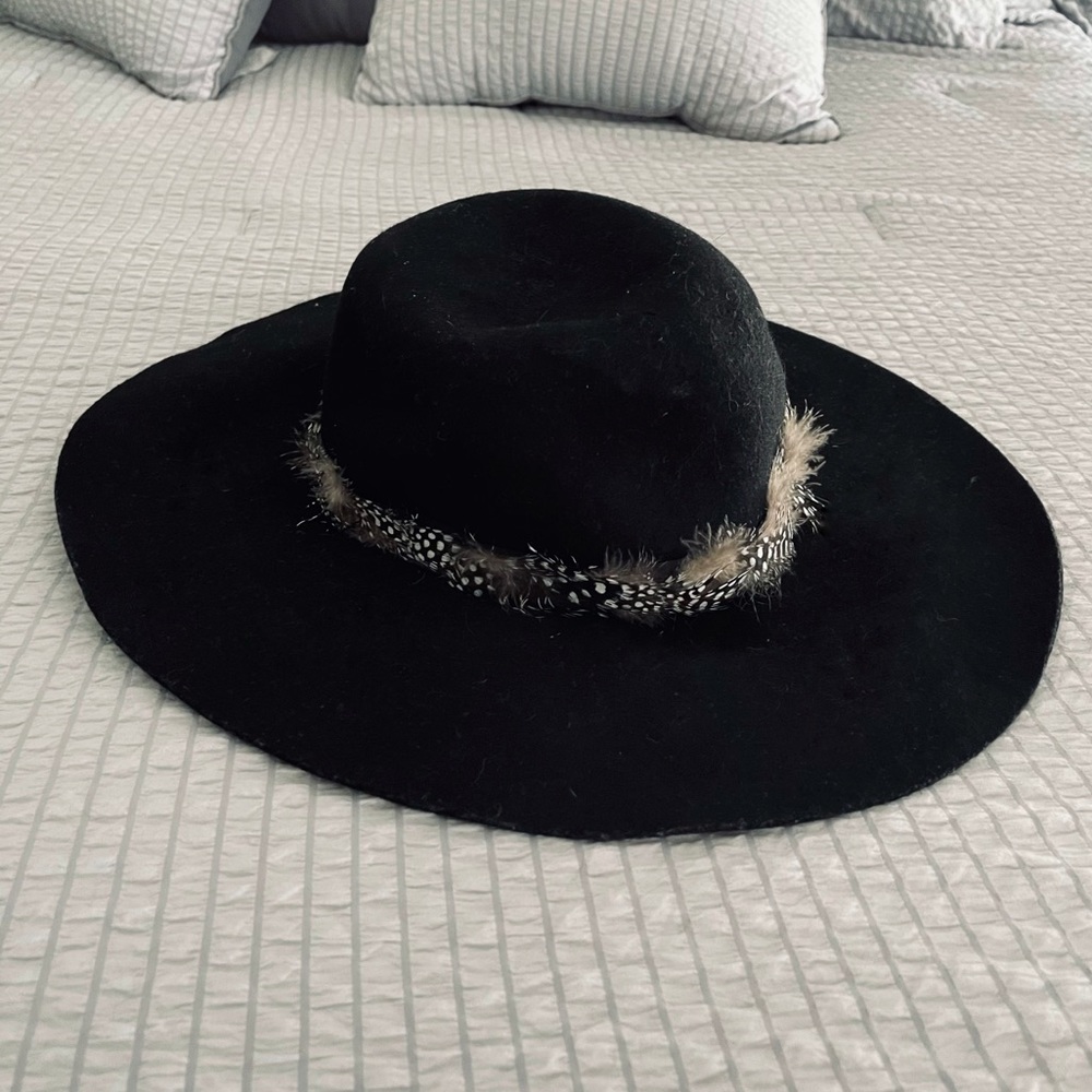 Forever 21 felt wide brim fedora floppy hat soft